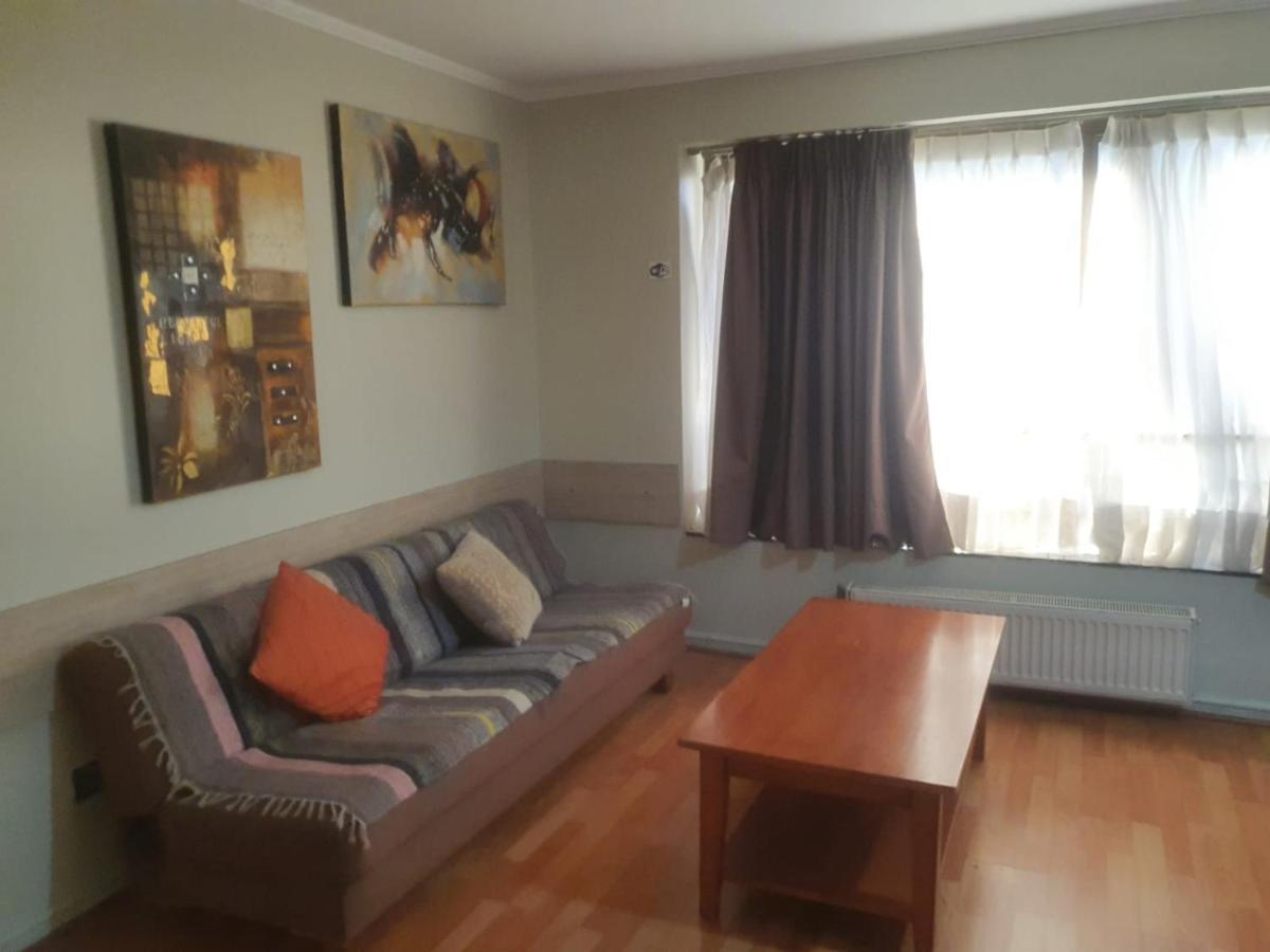 Depto Centrico Cerca Metro Leones Apartamento Santiago